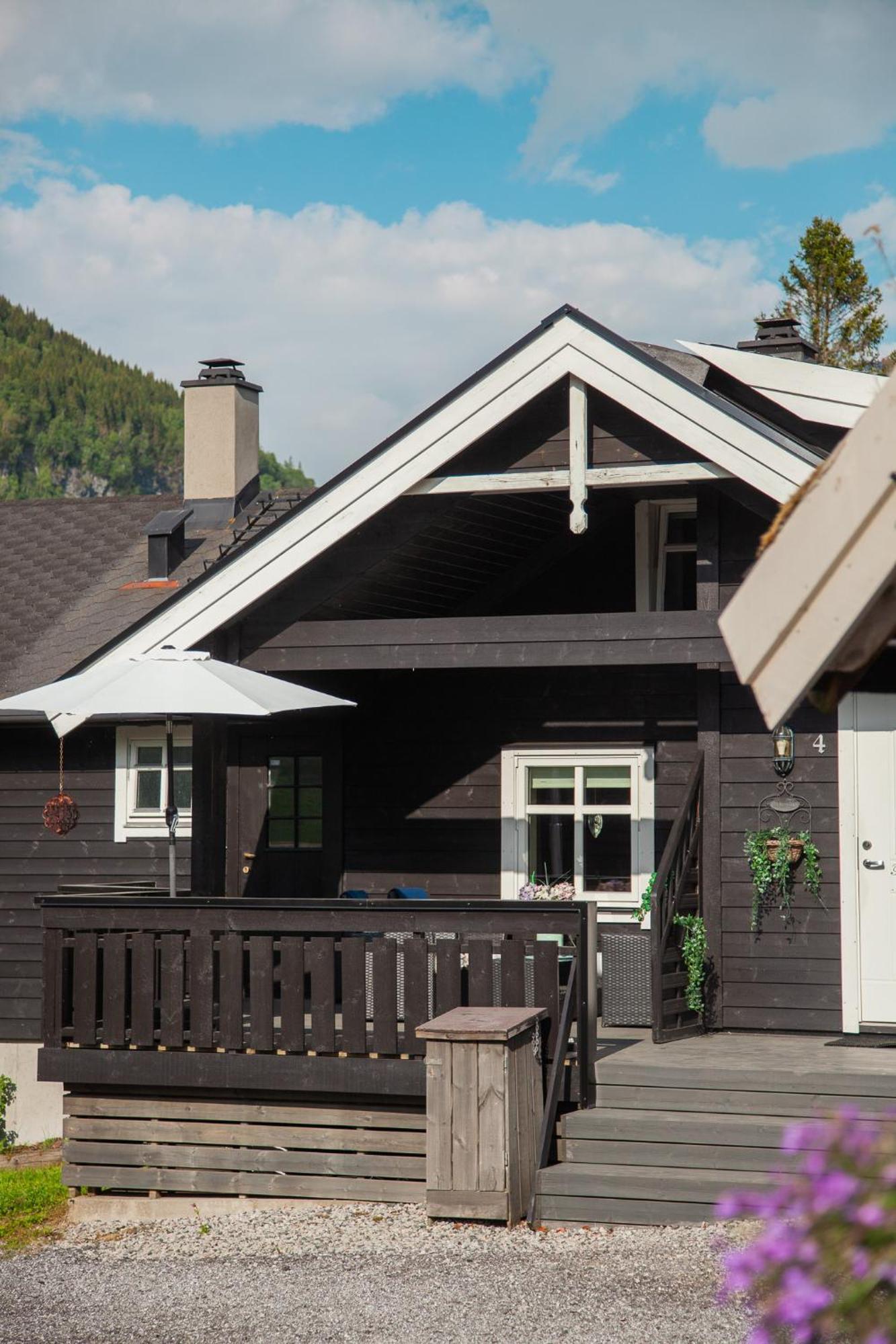Tuftegarden Hotel Viksdalen Exterior photo